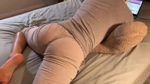 Snapshot of jessesbubble chatting on 01.11.26 Jesse online show from 01.11.26