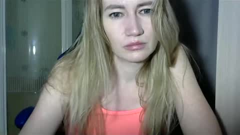 JessFox1 online show from 01.08.25