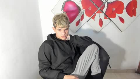 jesshot_bigcock online show from 01.13.26