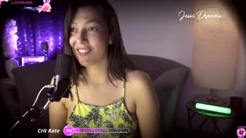 Snapshot of jessi_dreams chatting on 09.25.25 Jessica Gomez online show from 09.25.25