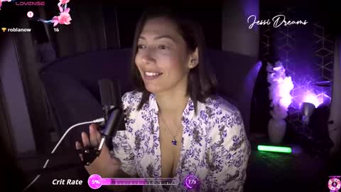 Snapshot of jessi_dreams chatting on 10.10.25 Jessica Gomez online show from 10.10.25