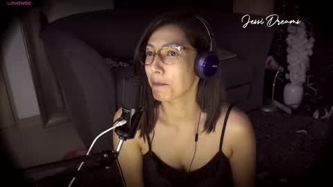 Snapshot of jessi_dreams chatting on 10.15.25 Jessica Gomez online show from 10.15.25