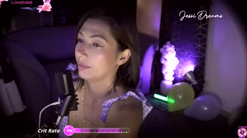 Snapshot of jessi_dreams chatting on 10.19.25 Jessica Gomez online show from 10.19.25