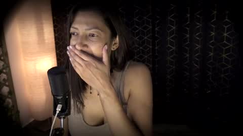 Jessica Gomez online show from 04.05.26