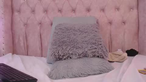 Jessica  online show from 12.17.24