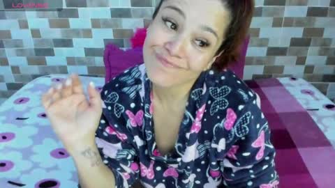 Snapshot of jessica_robertss chatting on 04.27.26 jessimodel independient online show from 04.27.26