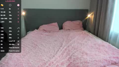 JessicaMooon online show from 03.26.26