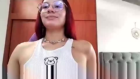 Snapshot of jessicarobbit chatting on 01.21.25 jessicarobbit online show from 01.21.25