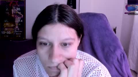 Snapshot of jessicarobbit chatting on 10.27.25 jessicarobbit online show from 10.27.25