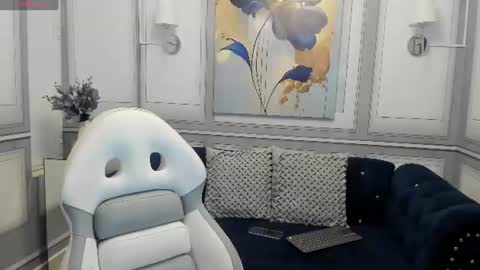 Snapshot of jessie_brown4u chatting on 07.15.26 JESSIE online show from 07.15.26