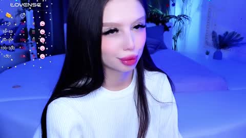 Snapshot of jessie_johns chatting on 12.20.24 jessie_johns online show from 12.20.24