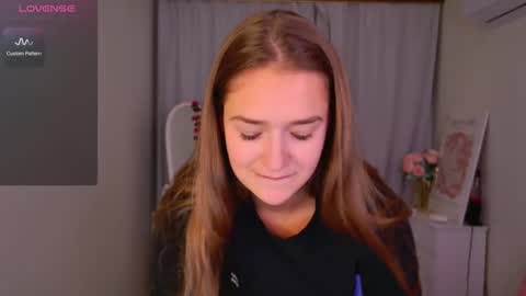 Snapshot of jessiestarz chatting on 02.28.26 Jessi online show from 02.28.26