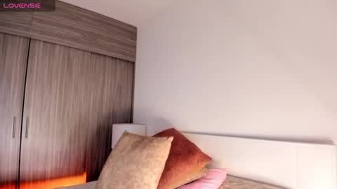 Jesica grey online show from 01.21.25