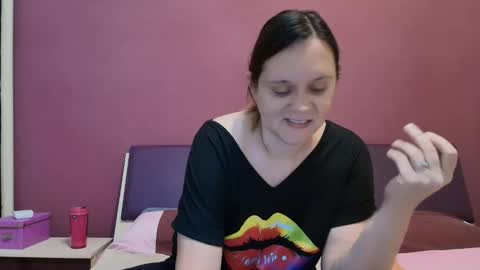Snapshot of jessika97 chatting on 09.11.25 jessika97 online show from 09.11.25