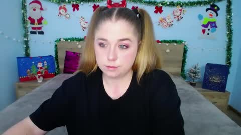 Snapshot of jessikadaniels chatting on 12.12.24 Jess online show from 12.12.24