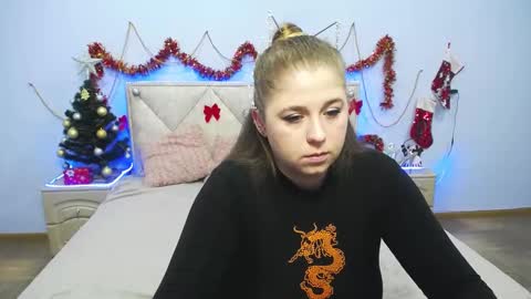 Snapshot of jessikadaniels chatting on 12.17.24 Jess online show from 12.17.24