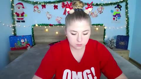 Snapshot of jessikadaniels chatting on 12.20.24 Jess online show from 12.20.24