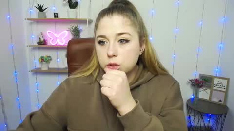 Snapshot of jessikadaniels chatting on 01.22.25 Jess online show from 01.22.25