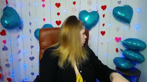 Snapshot of jessikadaniels chatting on 02.04.25 Jess online show from 02.04.25