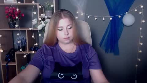 Snapshot of jessikadaniels chatting on 10.12.25 Jess online show from 10.12.25