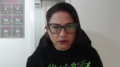 paola online show from 01.12.26