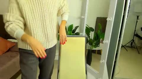 Polina online show from 12.20.25