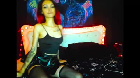 Snapshot of jessyjess745967 chatting on 08.08.26 jessyjess745967 online show from 08.08.26