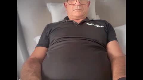 Snapshot of jesuiscoquinoui chatting on 03.16.26 Jesuiscoquin online show from 03.16.26