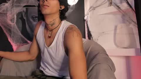 Snapshot of jett_savage chatting on 10.20.25 jett_savage online show from 10.20.25