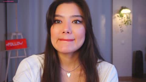 Hi all. My name is Naomi and Im glad to see you in my room  online show from 01.18.25