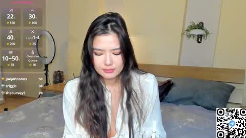 Hi all. My name is Naomi and Im glad to see you in my room  online show from 02.18.25