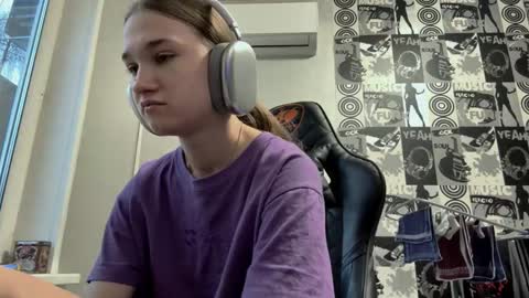 Helgi online show from 12.05.25