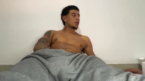 Onlyfans  Twitter  online show from 12.15.24