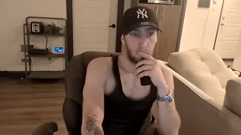 Snapshot of jf12334 chatting on 12.18.25 NedeledeN online show from 12.18.25