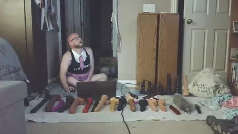 Snapshot of jghosty69 chatting on 02.03.25 Nasty Cumslut online show from 02.03.25