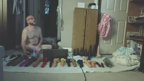 Snapshot of jghosty69 chatting on 02.11.25 Nasty Cumslut online show from 02.11.25