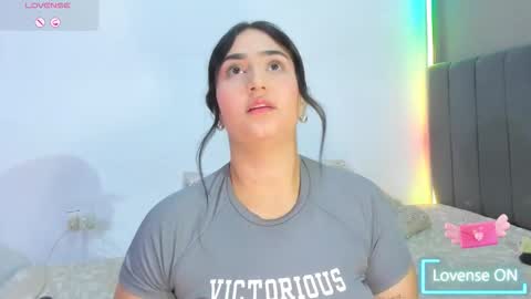 jhackelin  My independent account online show from 02.22.26