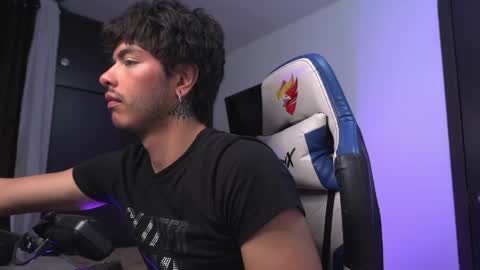 Snapshot of jhn_morghan chatting on 04.29.26 Morghan online show from 04.29.26