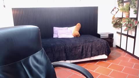 Jhoel online show from 11.07.25