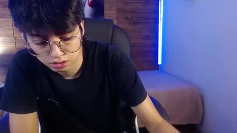 Jhoel online show from 11.11.25