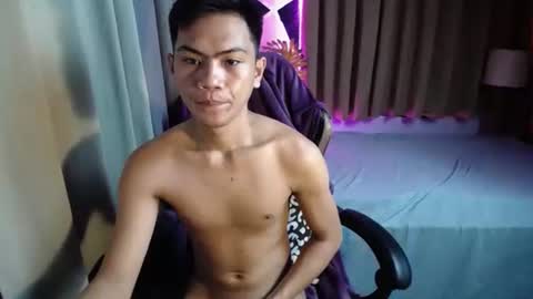 Snapshot of jhon_cummer chatting on 11.14.25 jhon_cummer online show from 11.14.25