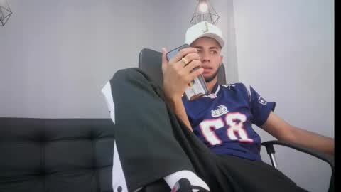 Snapshot of jhon_malo chatting on 01.30.25 jhon_malo online show from 01.30.25