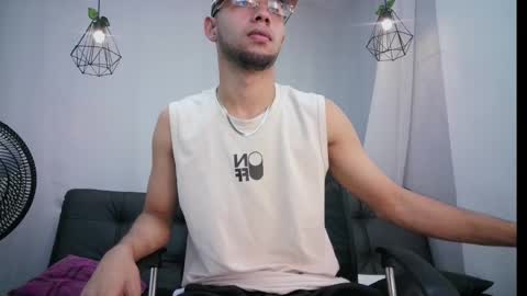 Snapshot of jhon_malo chatting on 03.12.25 jhon_malo online show from 03.12.25