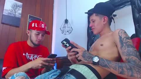 Snapshot of jhon_malo chatting on 09.24.25 jhon_malo online show from 09.24.25