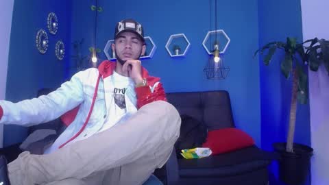 Snapshot of jhon_malo chatting on 10.01.25 jhon_malo online show from 10.01.25