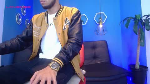 Snapshot of jhon_malo chatting on 10.22.25 jhon_malo online show from 10.22.25