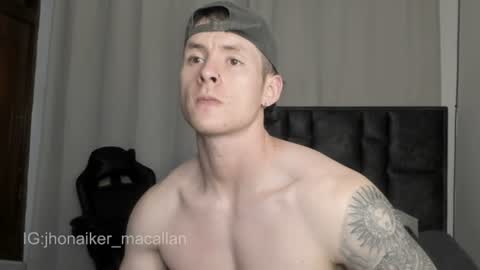 Snapshot of jhonny_macallan chatting on 06.23.26 Jhonaiker online show from 06.23.26