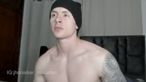 Snapshot of jhonny_macallan chatting on 06.24.26 Jhonaiker online show from 06.24.26