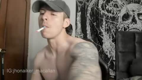 Snapshot of jhonny_macallan chatting on 07.16.26 Jhonaiker online show from 07.16.26