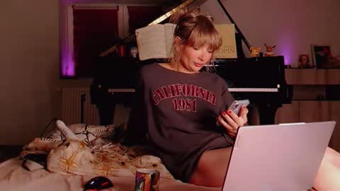 Anya online show from 02.24.26